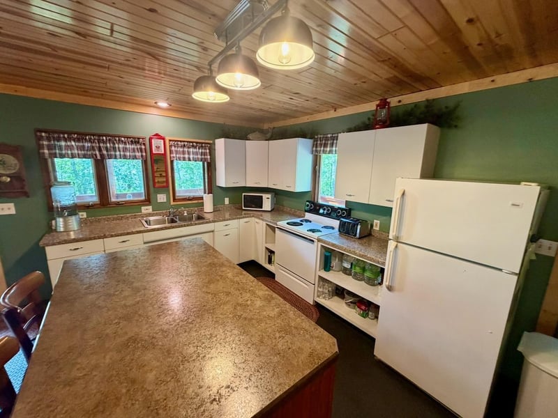 10742 Lambert Rd, Orr, MN 55771
