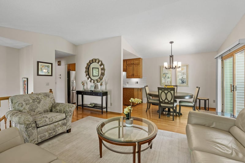 9952 107th Ave N, Maple Grove, MN 55369