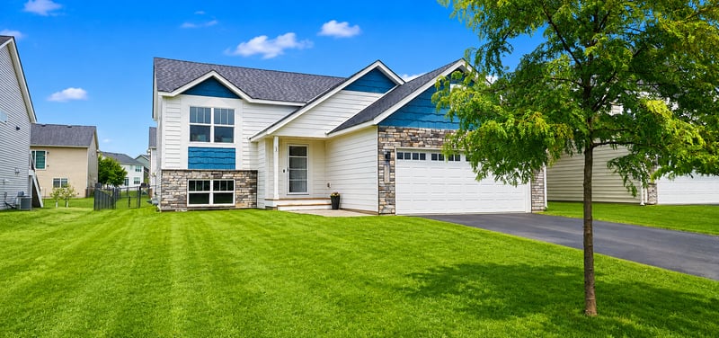 15213 Tiger St NW, Ramsey, MN 55303