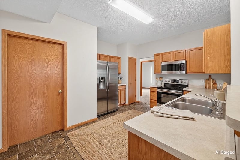 7729 Elm Grove Ave, New Hope, MN 55428