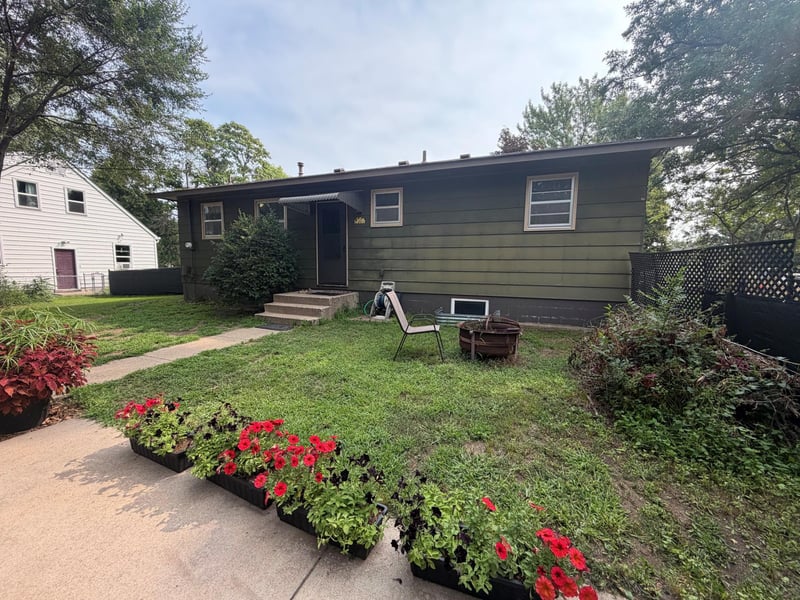 1321 2nd Ave S, Sauk Rapids, MN 56379