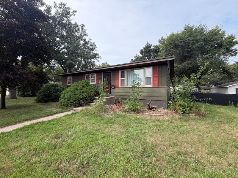 1321 2nd Ave S, Sauk Rapids, MN 56379