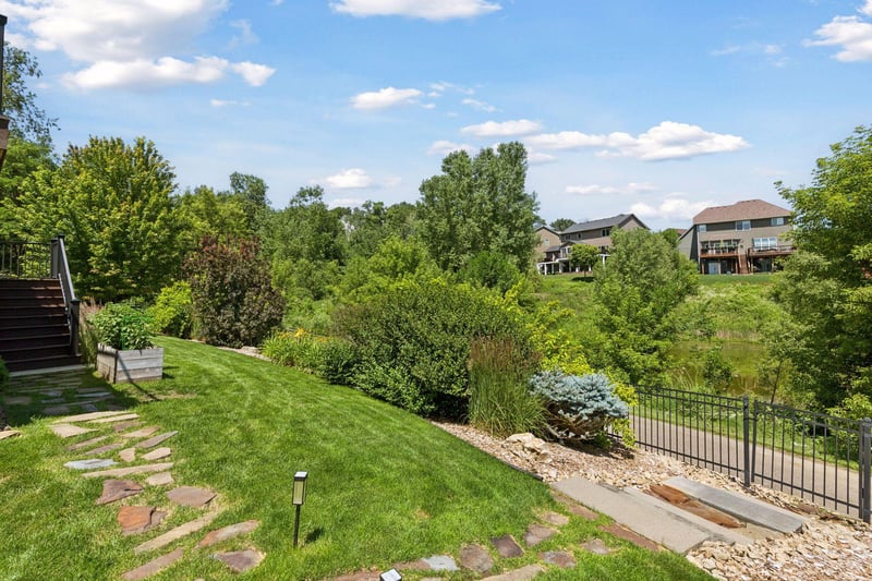 7623 Addisen Ct, Inver Grove Heights, MN 55077