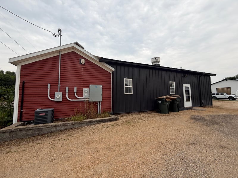 410 State Highway 60 W, Elysian, MN 56028