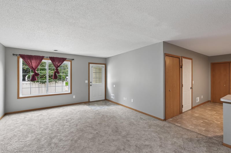 1191 Highpoint Curve, Shakopee, MN 55379