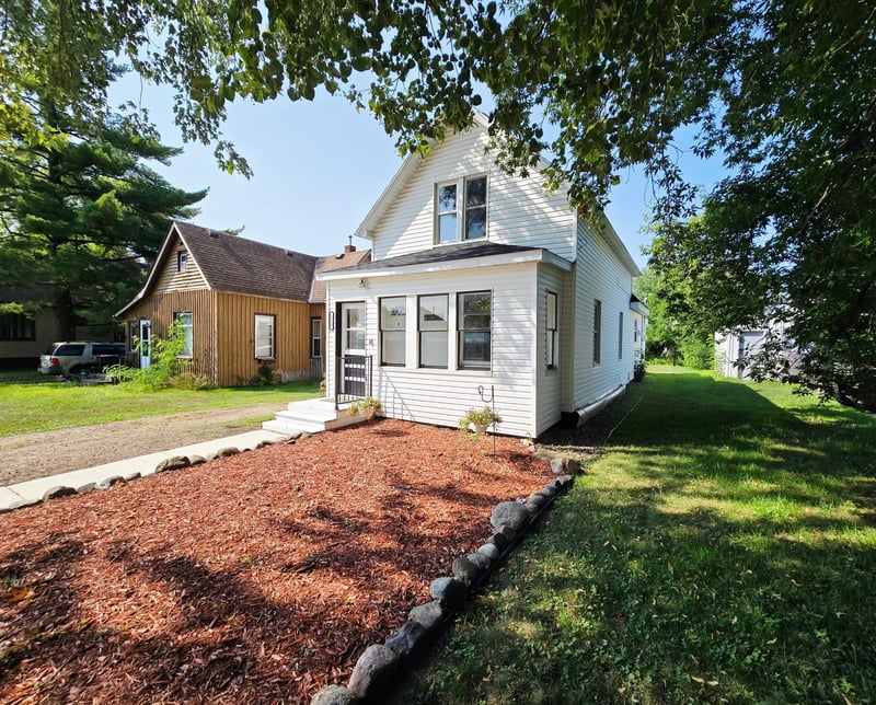 521 4th Ave N, Foley, MN 56329