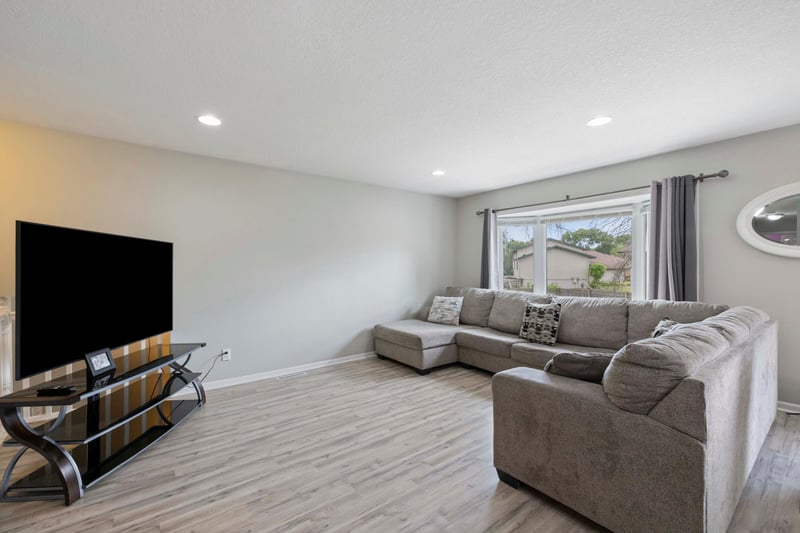 8117 Florida Ct N, Brooklyn Park, MN 55445