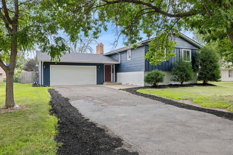 8117 Florida Ct N, Brooklyn Park, MN 55445