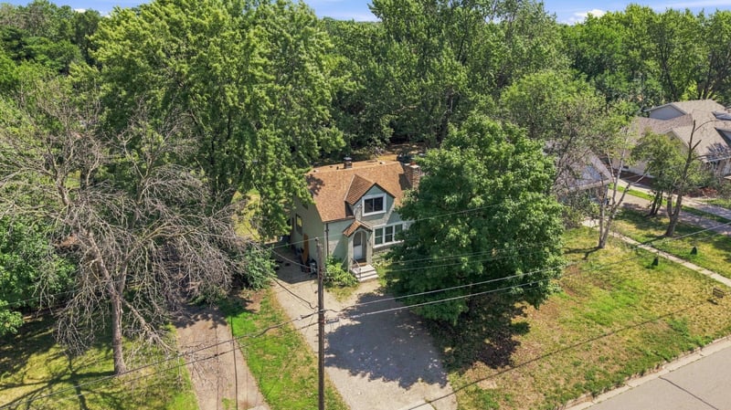 5432 Bryant Ave N, Brooklyn Center, MN 55430