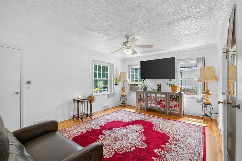 3443 N 4th St, Minneapolis, MN 55412