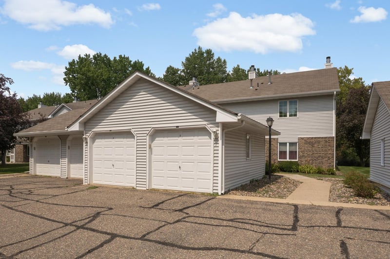 3575 Blue Jay Way #103, Eagan, MN 55123