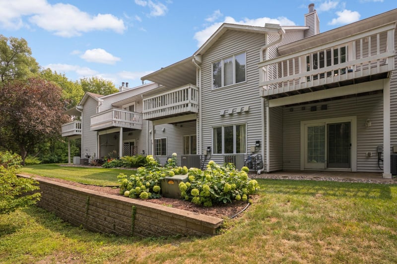 3575 Blue Jay Way #103, Eagan, MN 55123