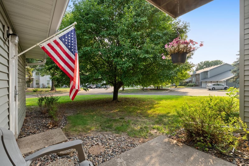 2508 Innsbruck Trl, New Brighton, MN 55112