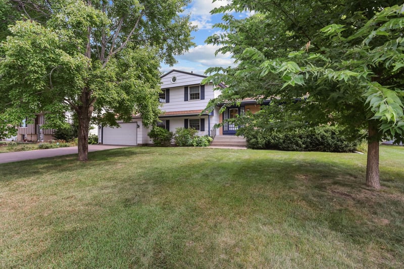 413 Rice Creek Blvd NE, Fridley, MN 55432