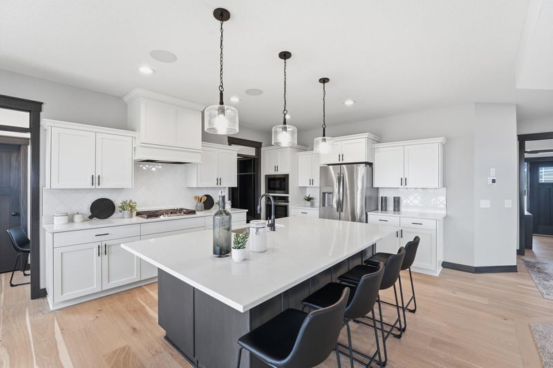 19796 Hamburg Ave, Lakeville, MN 55044