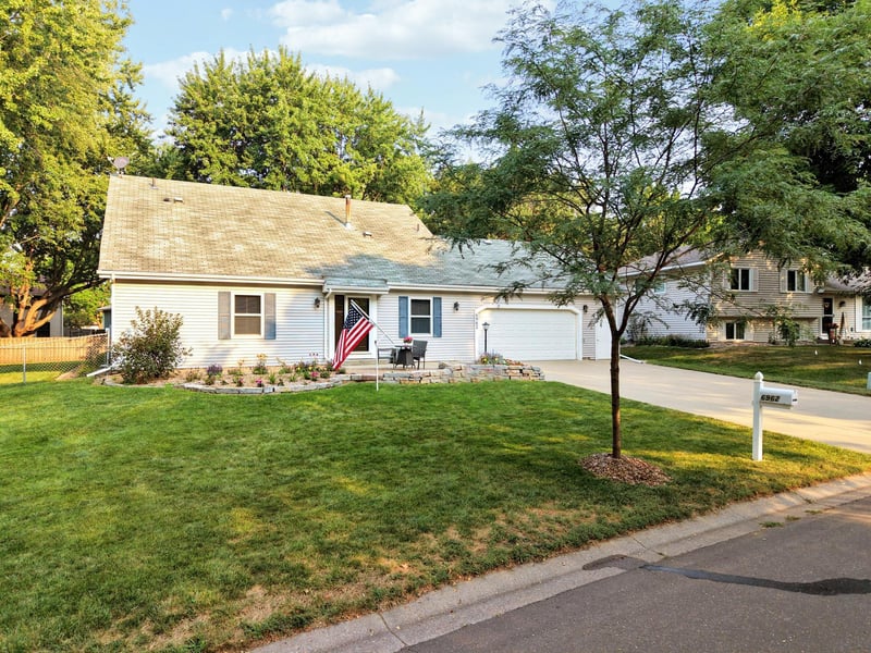 6962 Ideal Ave S, Cottage Grove, MN 55016