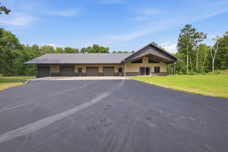 33210 Rolling Oaks Ln, Motley, MN 56466