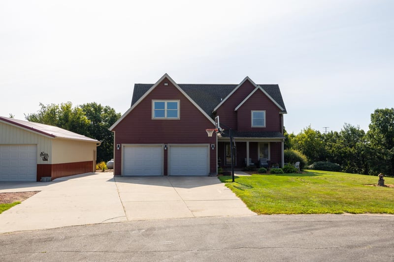 W15852 Sun Meadow Ln, Blair, WI 54616