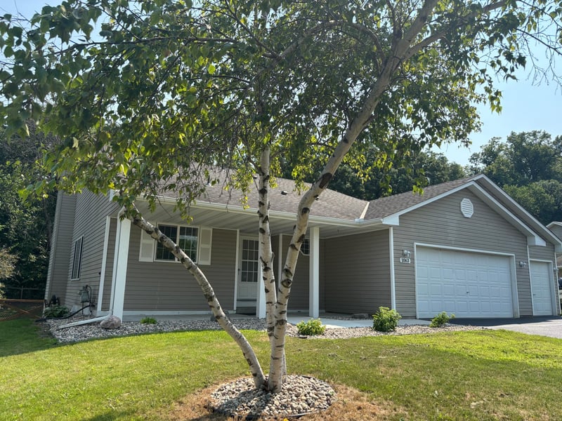 1063 Meadow St, Cologne, MN 55322