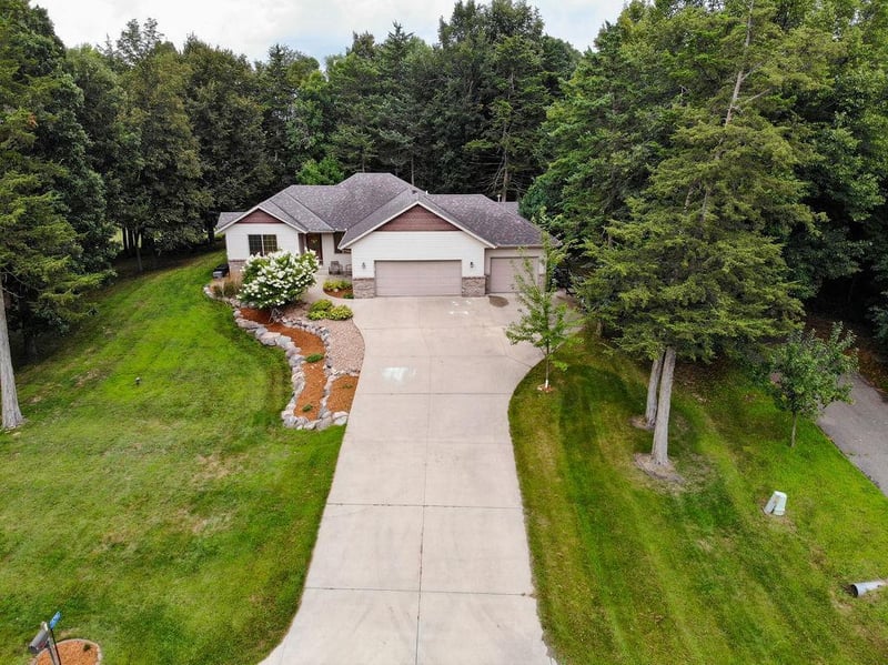 15791 NE 83 St, Spicer, MN 56288