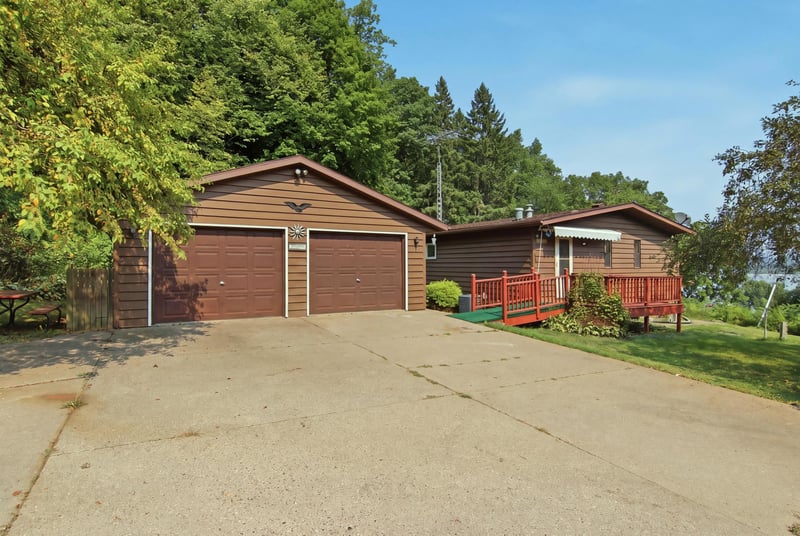 22320 708th St, Lake City, MN 55041