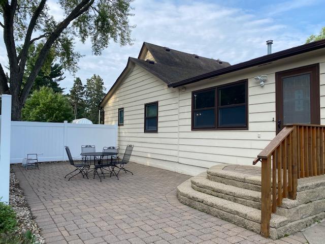 302 4th St S, Princeton, MN 55371
