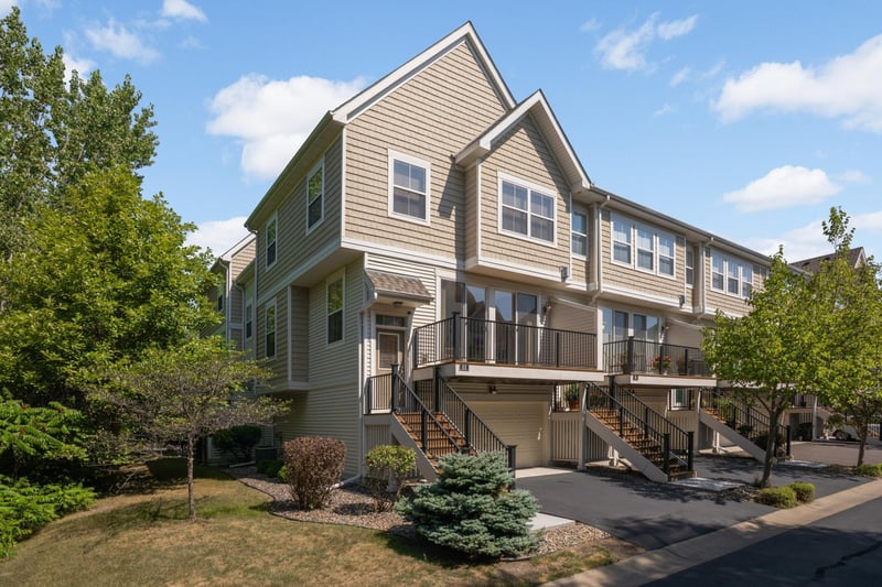 4725 Victor Pa #11, Hugo, MN 55038