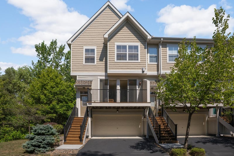 4725 Victor Pa #11, Hugo, MN 55038