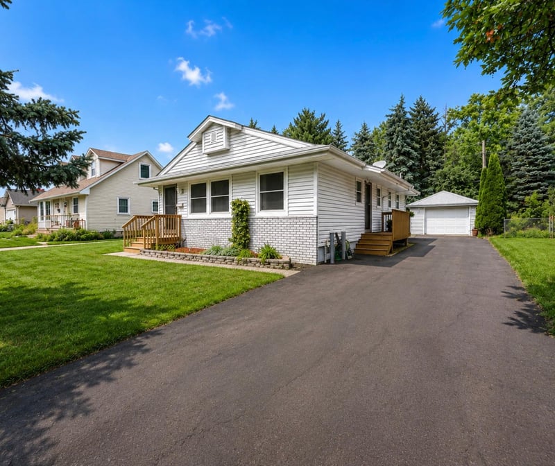 1123 43 1/2 Ave NE, Columbia Heights, MN 55421