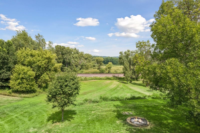 1118 W State St, Belle Plaine, MN 56011