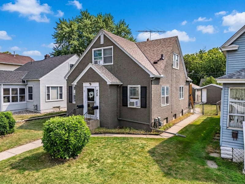 429 5th Ave S, South Saint Paul, MN 55075