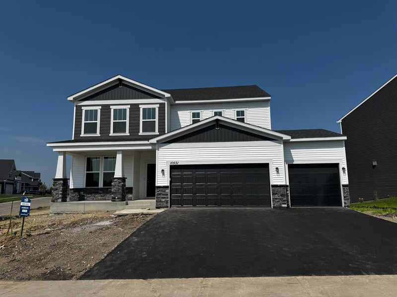 10551 Ithaca Ln N, Maple Grove, MN 55369