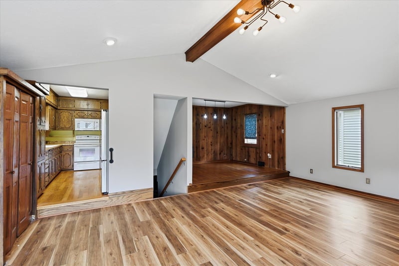 1918 Clear Ave, Saint Paul, MN 55119