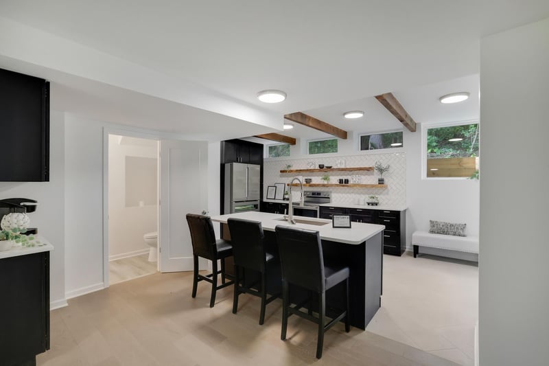 5111 Colonial Dr, Golden Valley, MN 55416