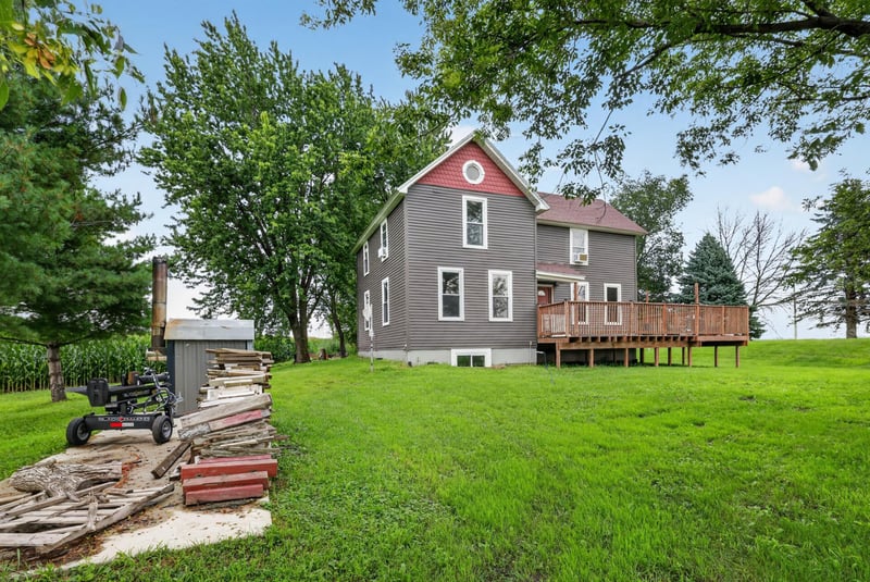 28113 570th Ave, Austin, MN 55912