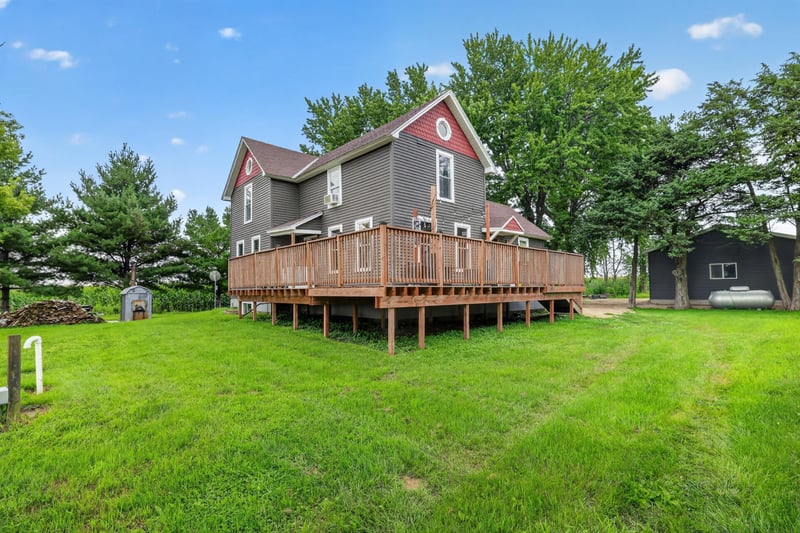 28113 570th Ave, Austin, MN 55912