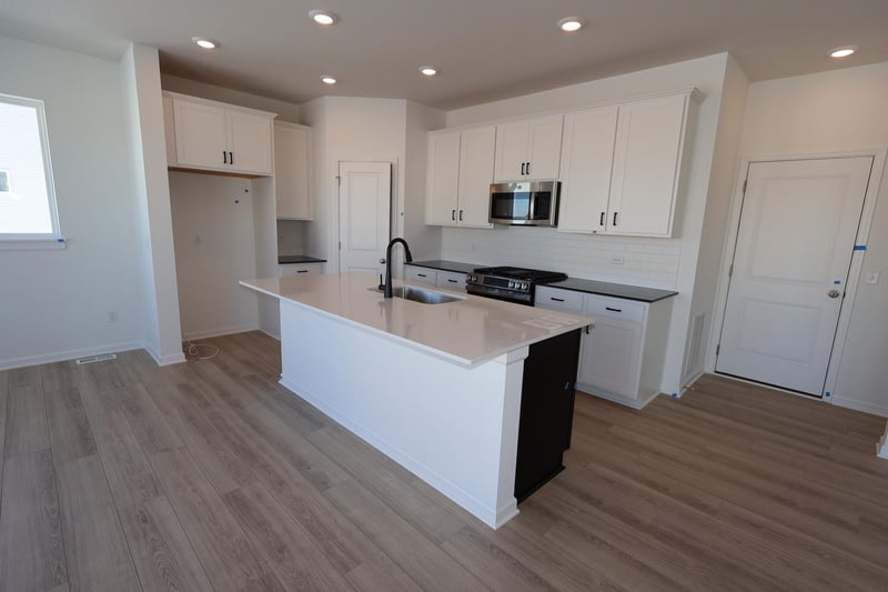 3034 Trinity Dr, Shakopee, MN 55379