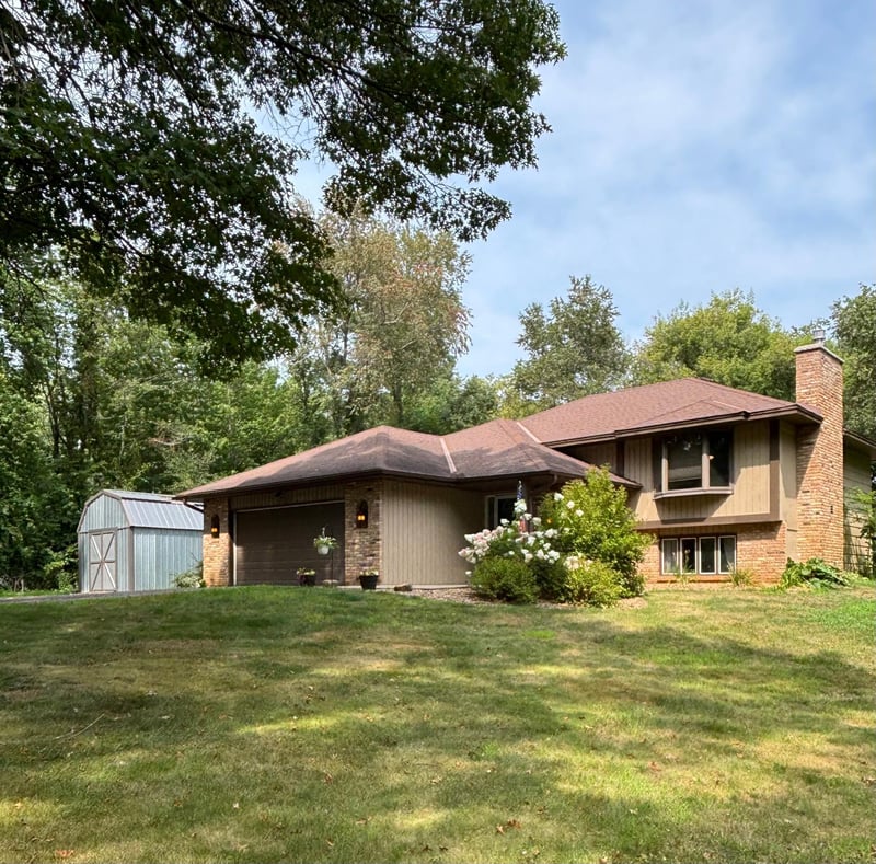 2753 225th Ln NE, East Bethel, MN 55011