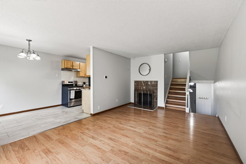 3215 Valley Ridge Dr #56, Eagan, MN 55121