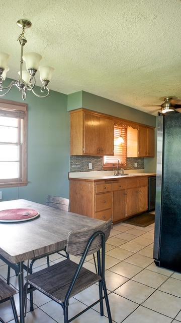 3401 Mcnair Dr N, Robbinsdale, MN 55422