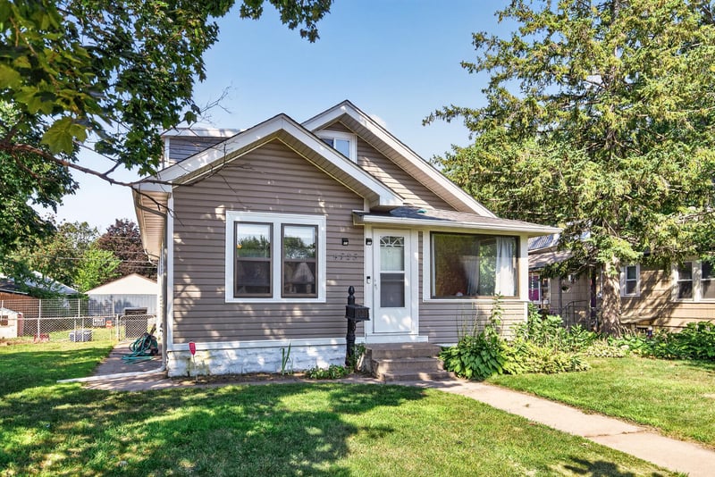 4723 Fremont Ave N, Minneapolis, MN 55430
