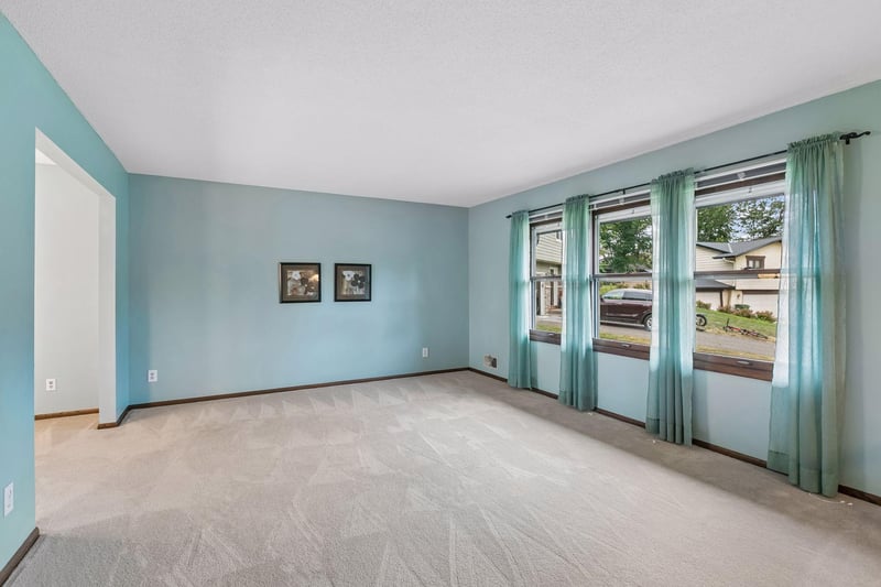 756 Larson Ct, Shoreview, MN 55126