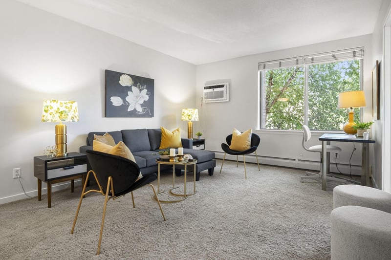 1770 Bryant Ave S #312, Minneapolis, MN 55403