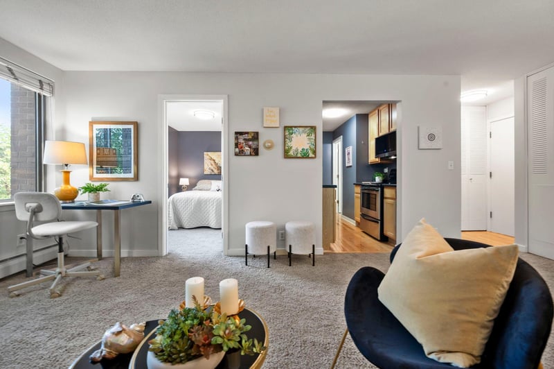 1770 Bryant Ave S #312, Minneapolis, MN 55403