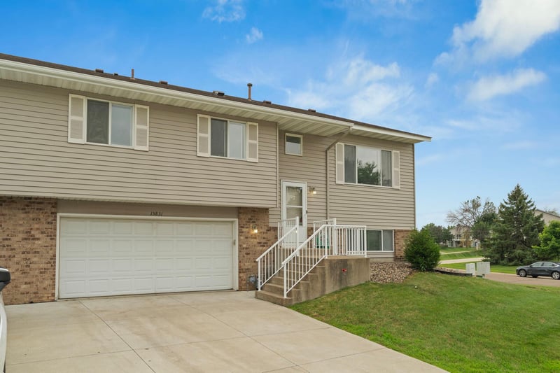 15831 Gooseberry Way, Apple Valley, MN 55124