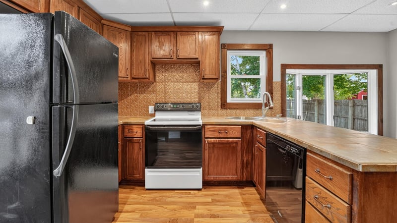 900 2nd Ave SW, Pine City, MN 55063
