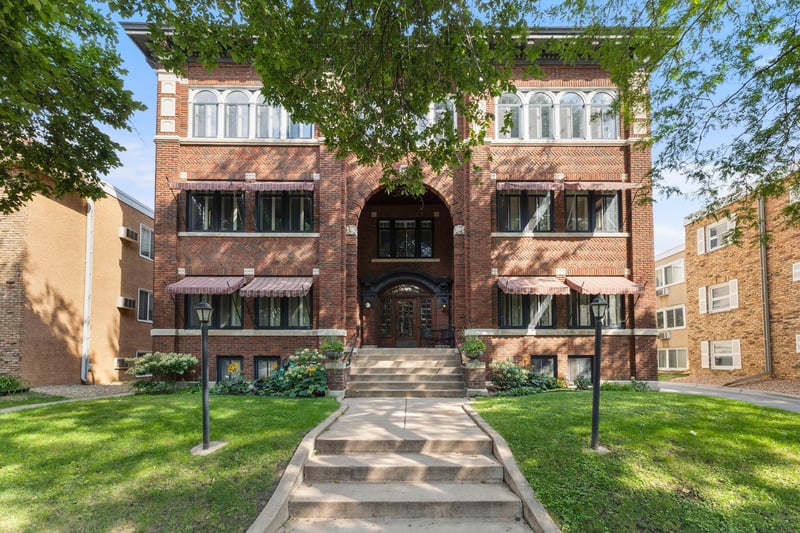 2719 Humboldt Ave S #E, Minneapolis, MN 55408