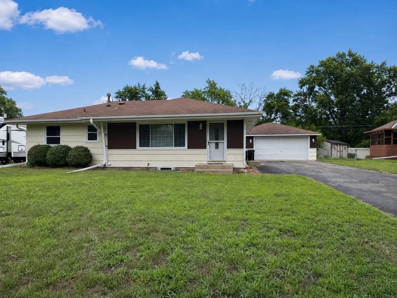 11219 Bittersweet St NW, Coon Rapids, MN 55433