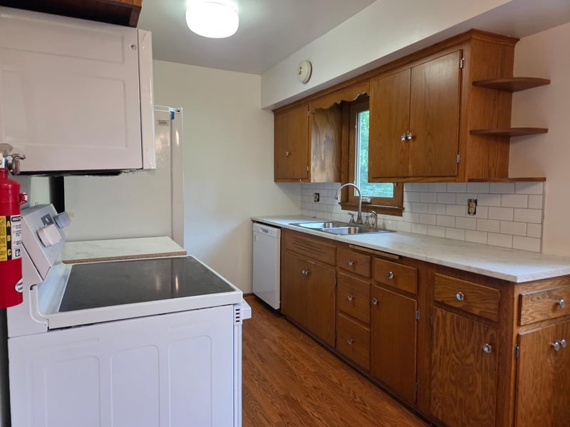 6015 Aspen Rd, Mound, MN 55364
