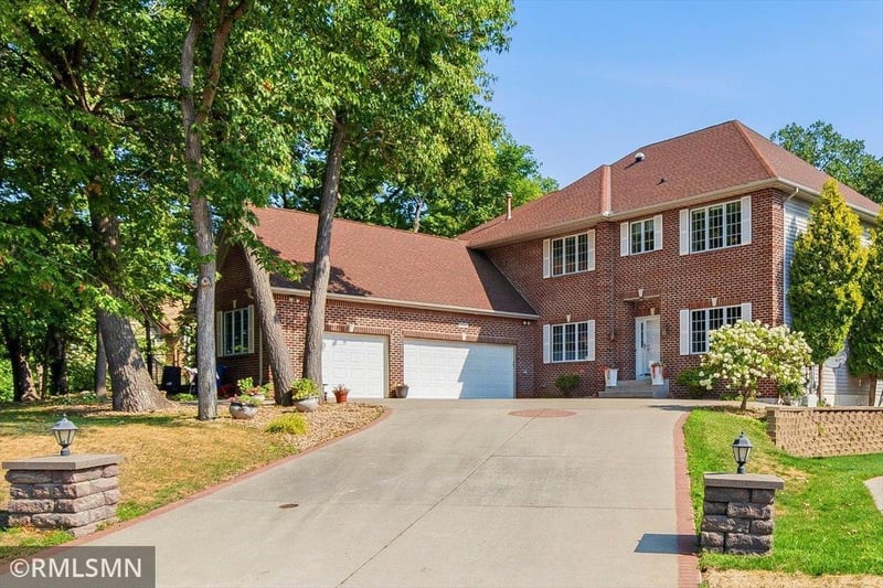 17816 93rd Pl N, Maple Grove, MN 55311